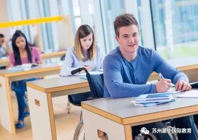 美国高中课程体系