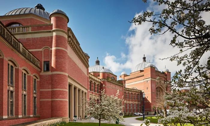 英国大学